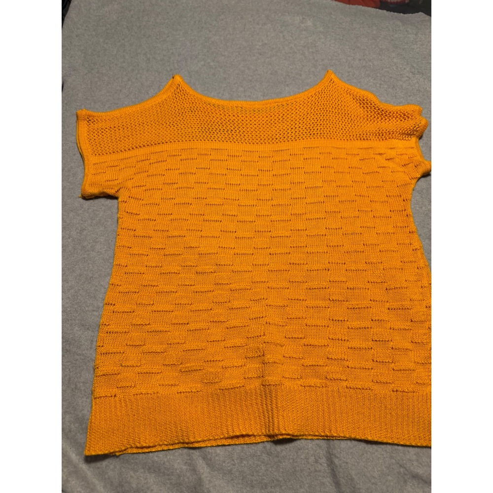 Cable & Gauge Orange Knit Short Sleeve Sweater Mesh Yoke Basketweave Top S - Picture 3 of 4